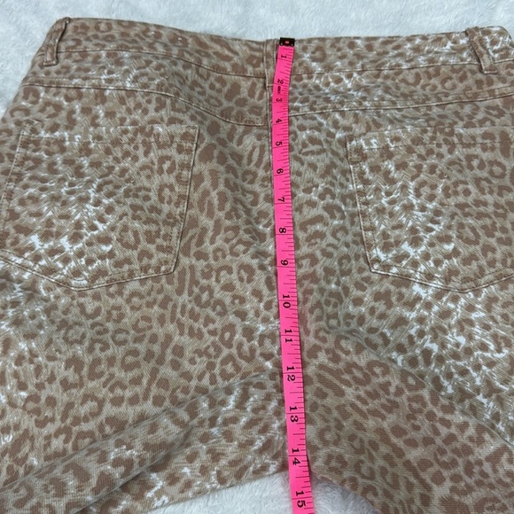 J. Mclaughlin leopard print lexi pants size 14 - Picture 5 of 10